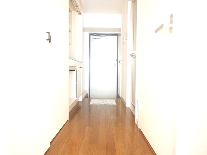 物件内観写真21　(廊下)