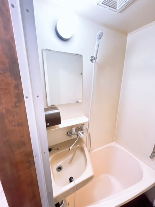 物件内観写真12　(洗面)