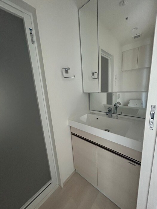 物件内観写真12　(洗面)