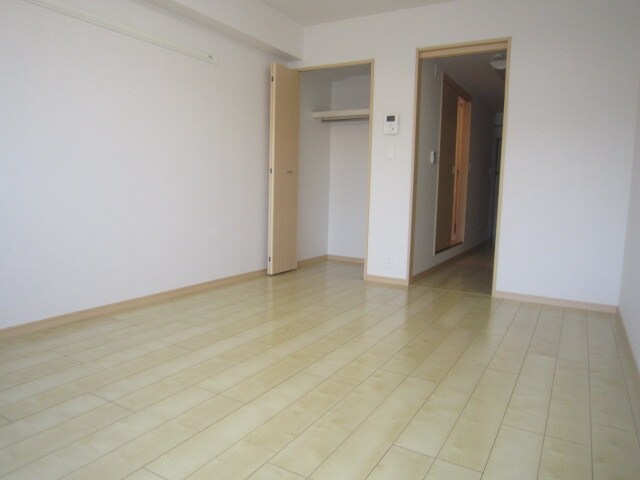 物件内観写真5　(居室)