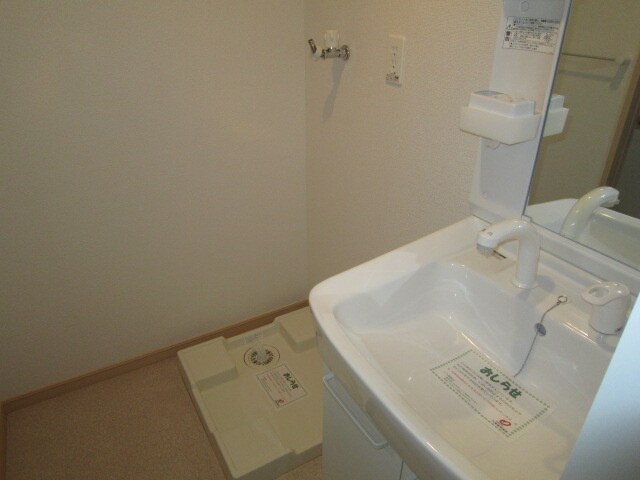 物件内観写真10　(洗面)
