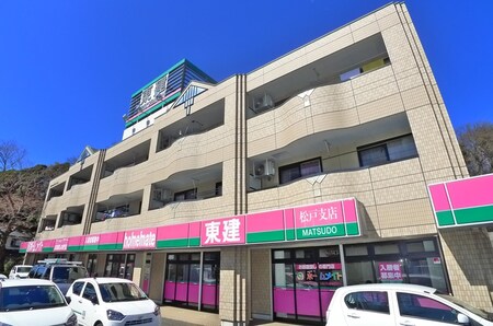 フォレストハーモ二ー外観写真