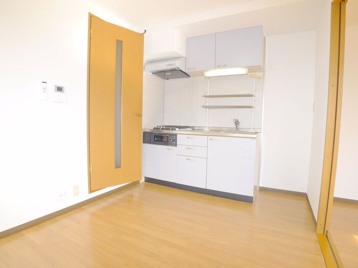 物件内観写真9　(居室)