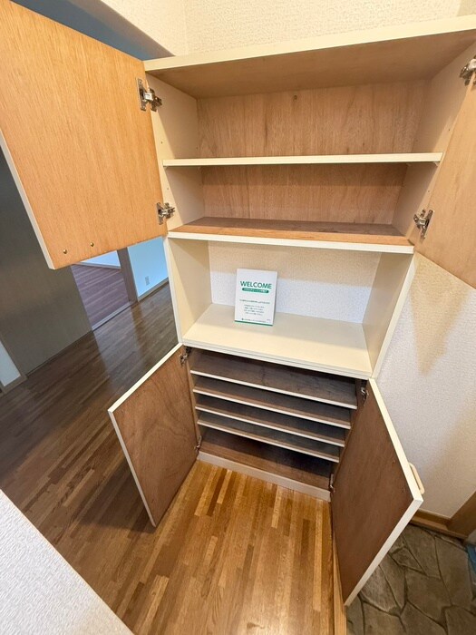 物件内観写真19　(靴箱)