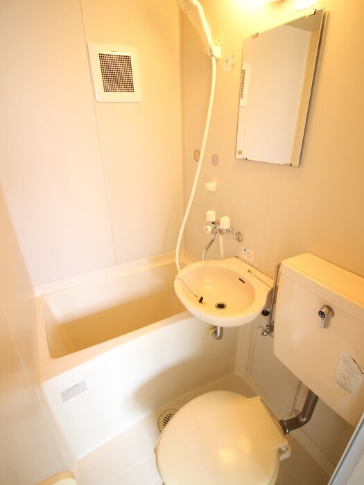 物件内観写真12　(トイレ)