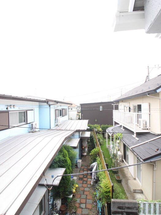 物件内観写真13　(室内からの展望)