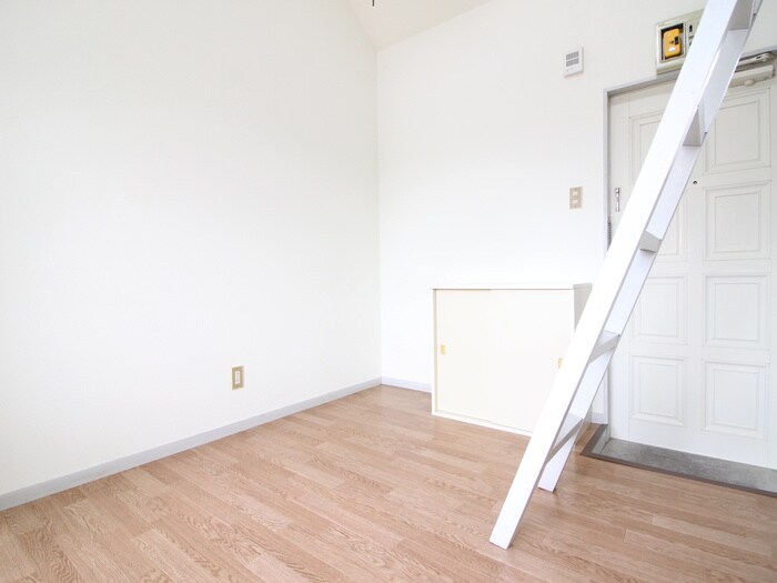 物件内観写真14　(居室)