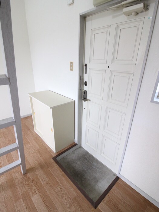 物件内観写真19　(玄関)