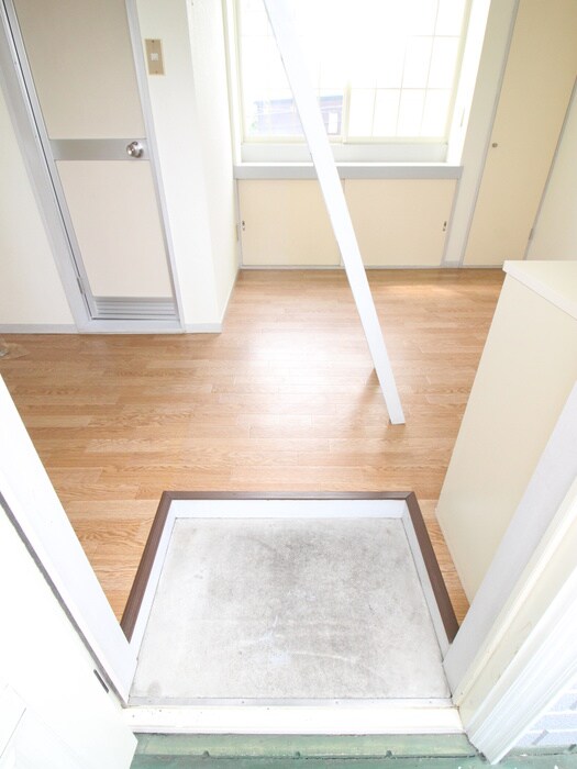 物件内観写真21　(玄関)