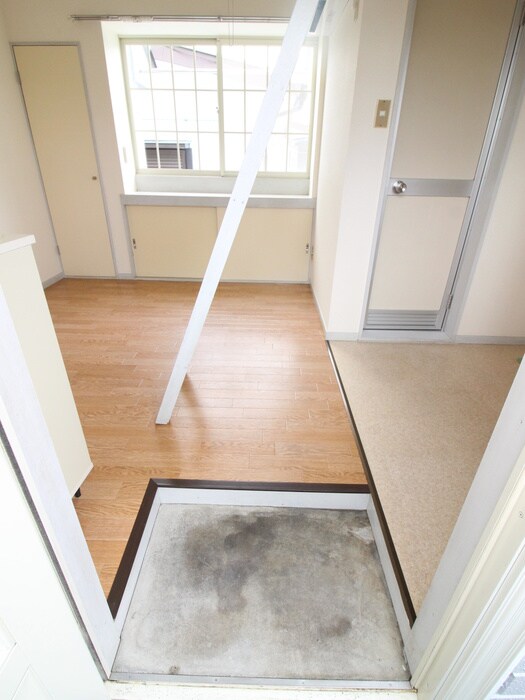 物件内観写真21　(玄関)