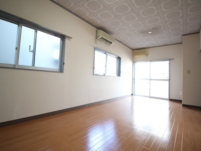 物件内観写真9　(居室)