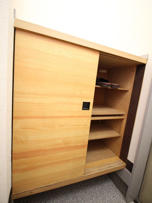 物件内観写真18　(靴箱)