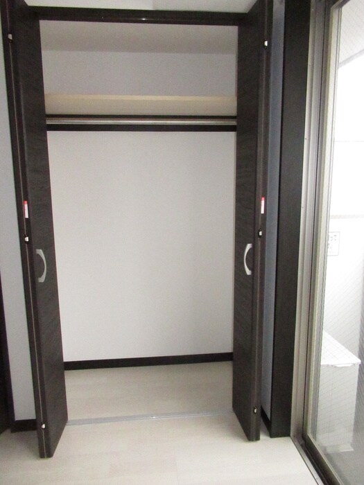 物件内観写真16　(収納)