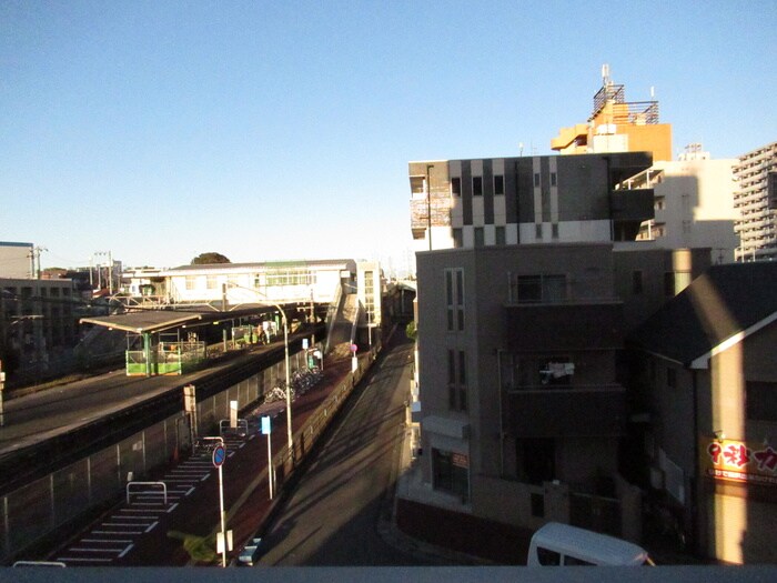 物件内観写真22　(室内からの展望)