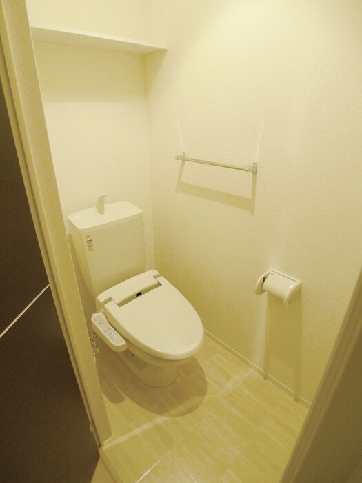 物件内観写真15　(トイレ)