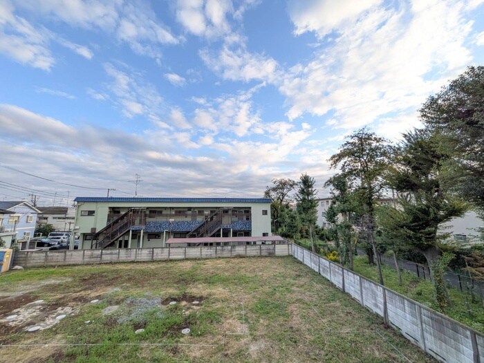 物件内観写真18　(室内からの展望)