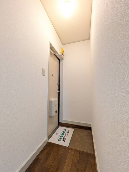 物件内観写真20　(玄関)