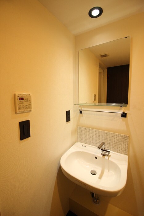 物件内観写真13　(洗面)