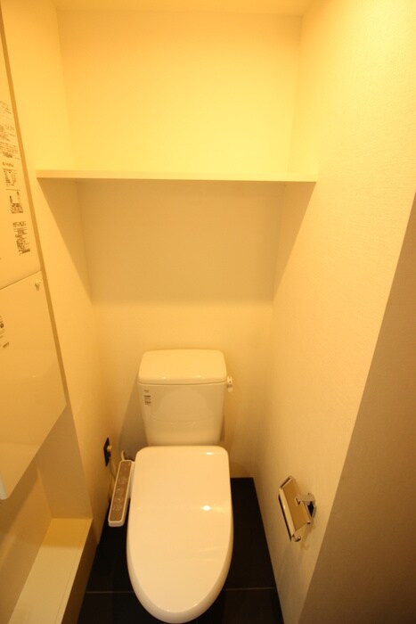 物件内観写真14　(トイレ)