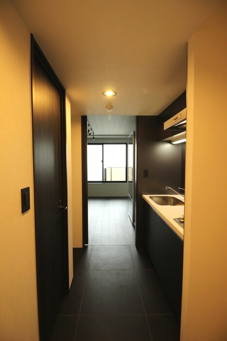 物件内観写真16　(廊下)