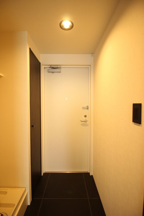 物件内観写真17　(玄関)