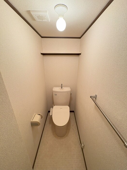 物件内観写真14　(トイレ)