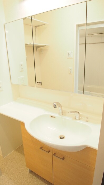 物件内観写真7　(洗面)