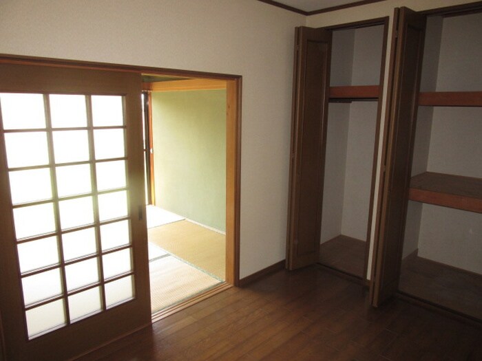 物件内観写真15　(居室)