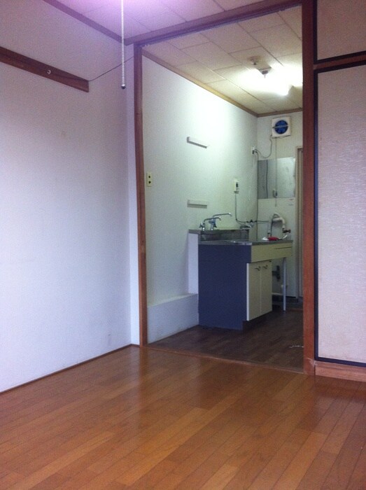 物件内観写真9　(居室)