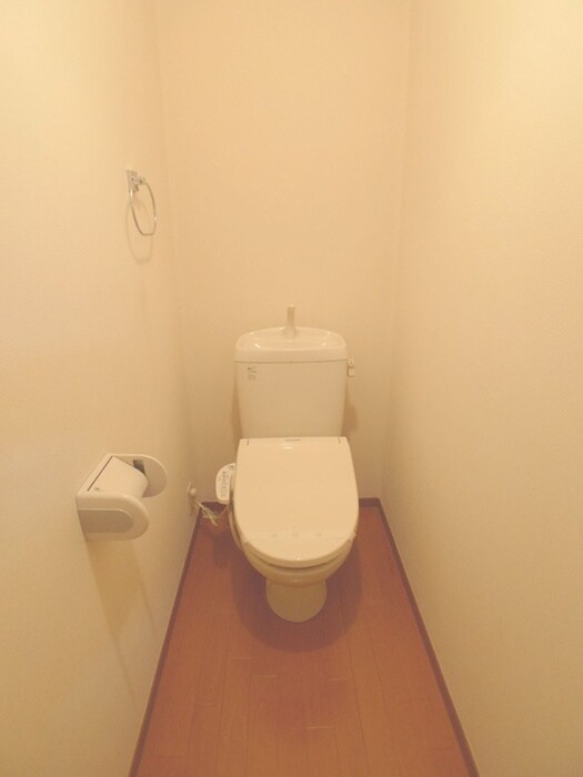 物件内観写真11　(トイレ)