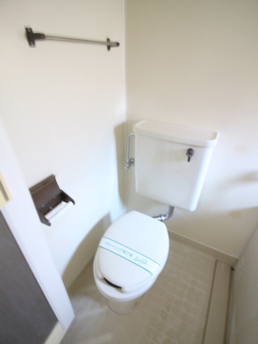 物件内観写真14　(トイレ)