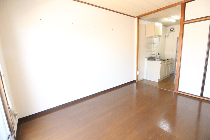 物件内観写真10　(居室)