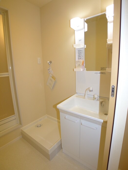 物件内観写真12　(洗面)