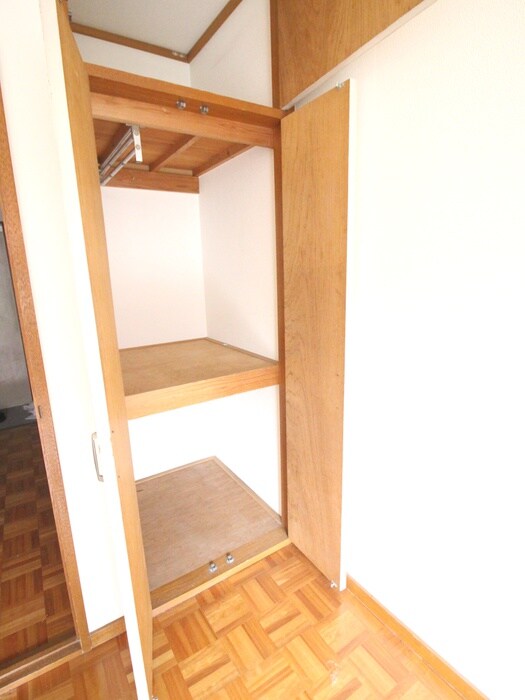 物件内観写真15　(収納)