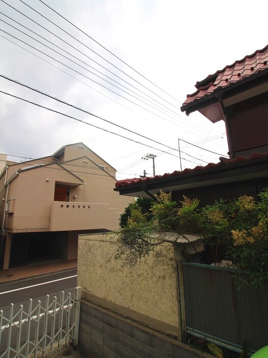 物件内観写真21　(室内からの展望)