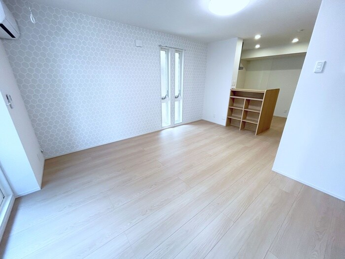 物件内観写真9　(居室)