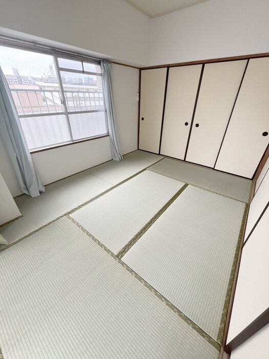 物件内観写真9　(居室)