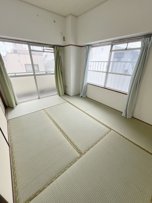 物件内観写真10　(居室)