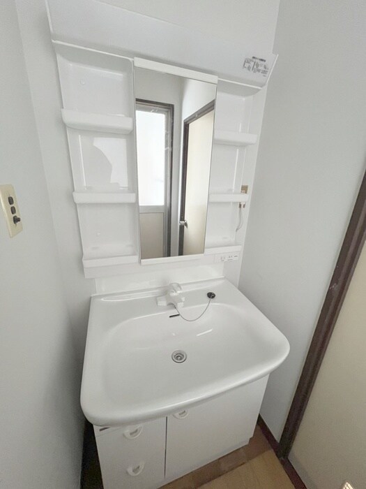 物件内観写真13　(洗面)