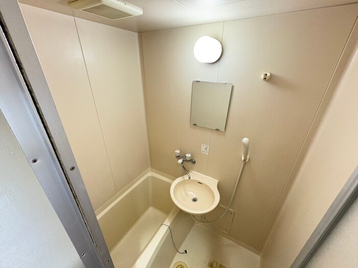 物件内観写真11　(バス／シャワールーム等)