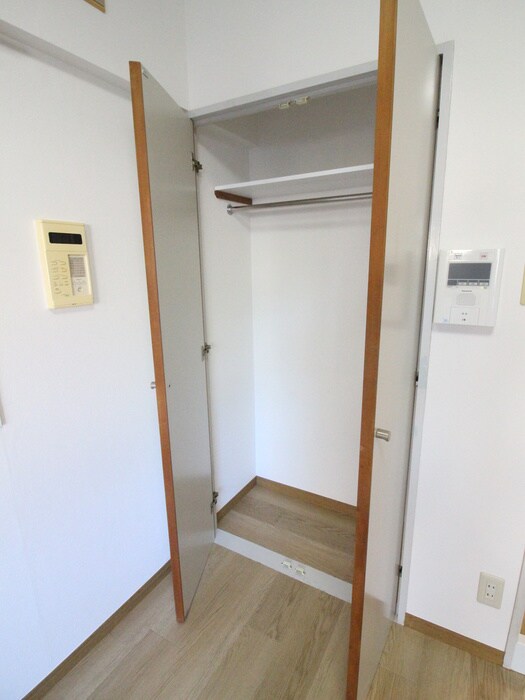 物件内観写真11　(収納)