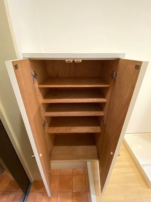 物件内観写真14　(靴箱)