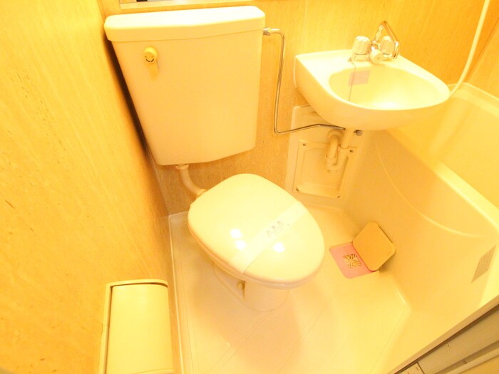 物件内観写真15　(トイレ)