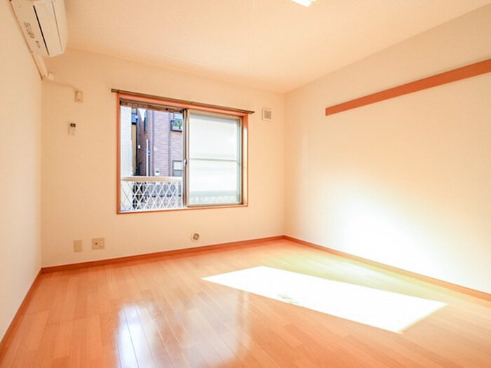 物件内観写真11　(居室)