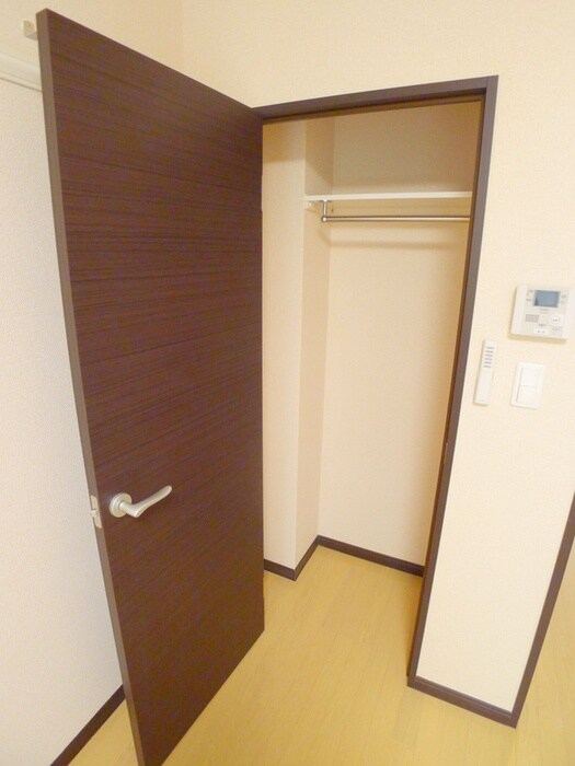 物件内観写真10　(収納)