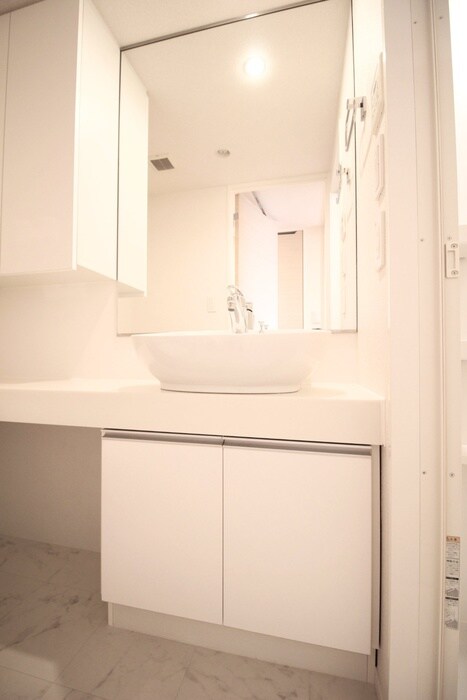 物件内観写真11　(洗面)