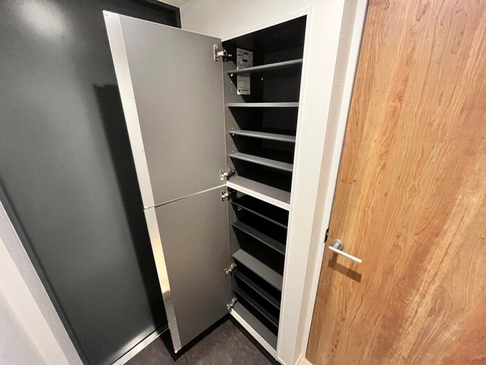 物件内観写真16　(靴箱)