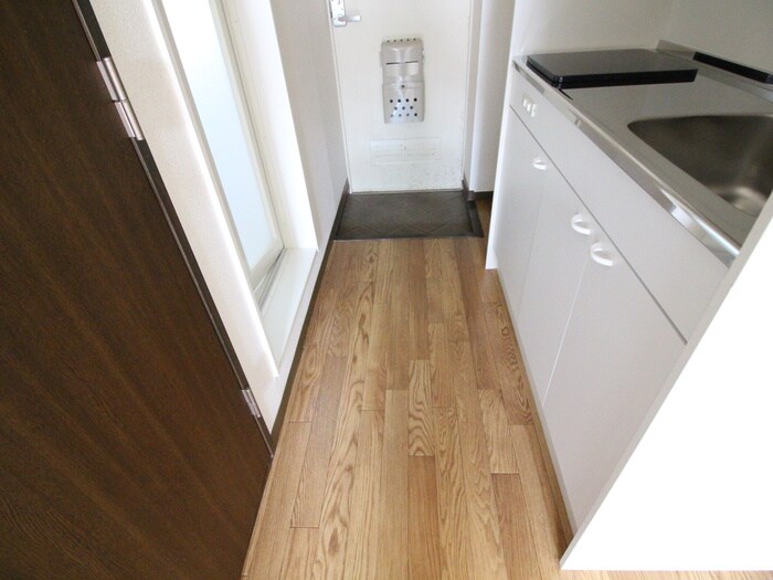 物件内観写真17　(廊下)