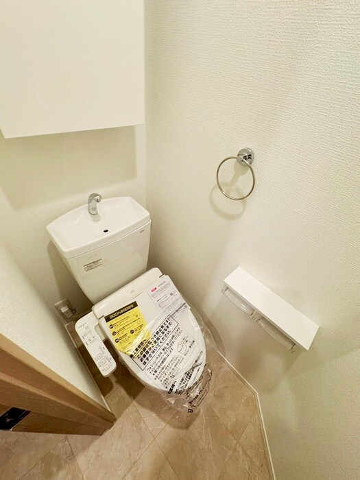 物件内観写真14　(トイレ)