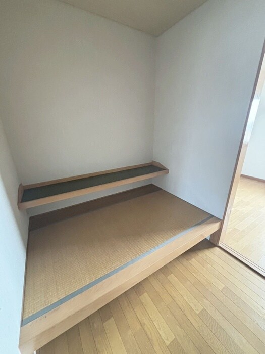 物件内観写真4　(内観写真)